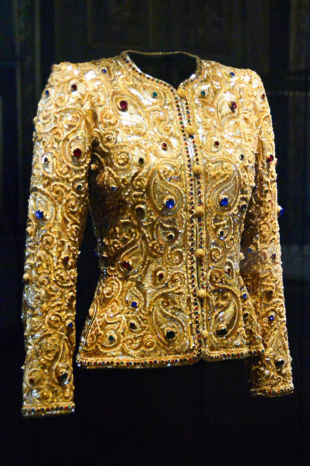 Metal Ysl Louvre3.jpg