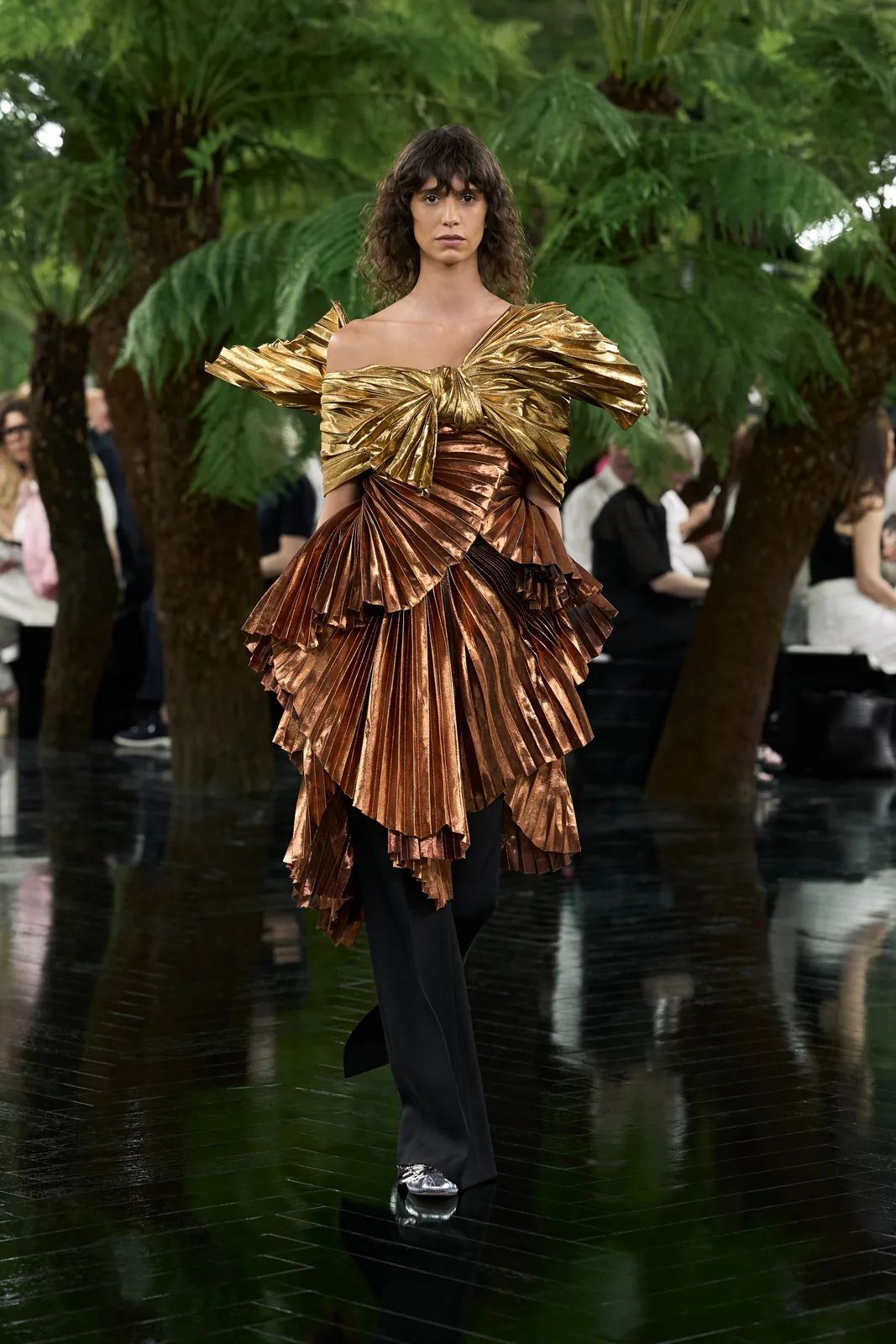 metal-dior-haute-couture-f-w-2026-09.webp