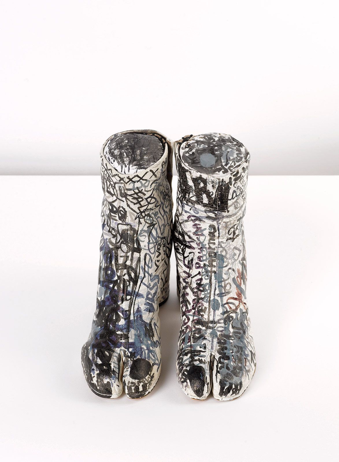 9 Bottines Tabi Taguées 1991.jpg