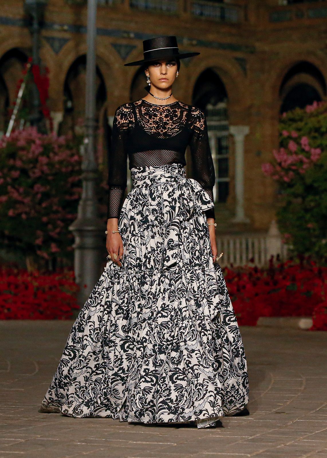 Dior Cruise2023 Metalmagazine 7.jpg