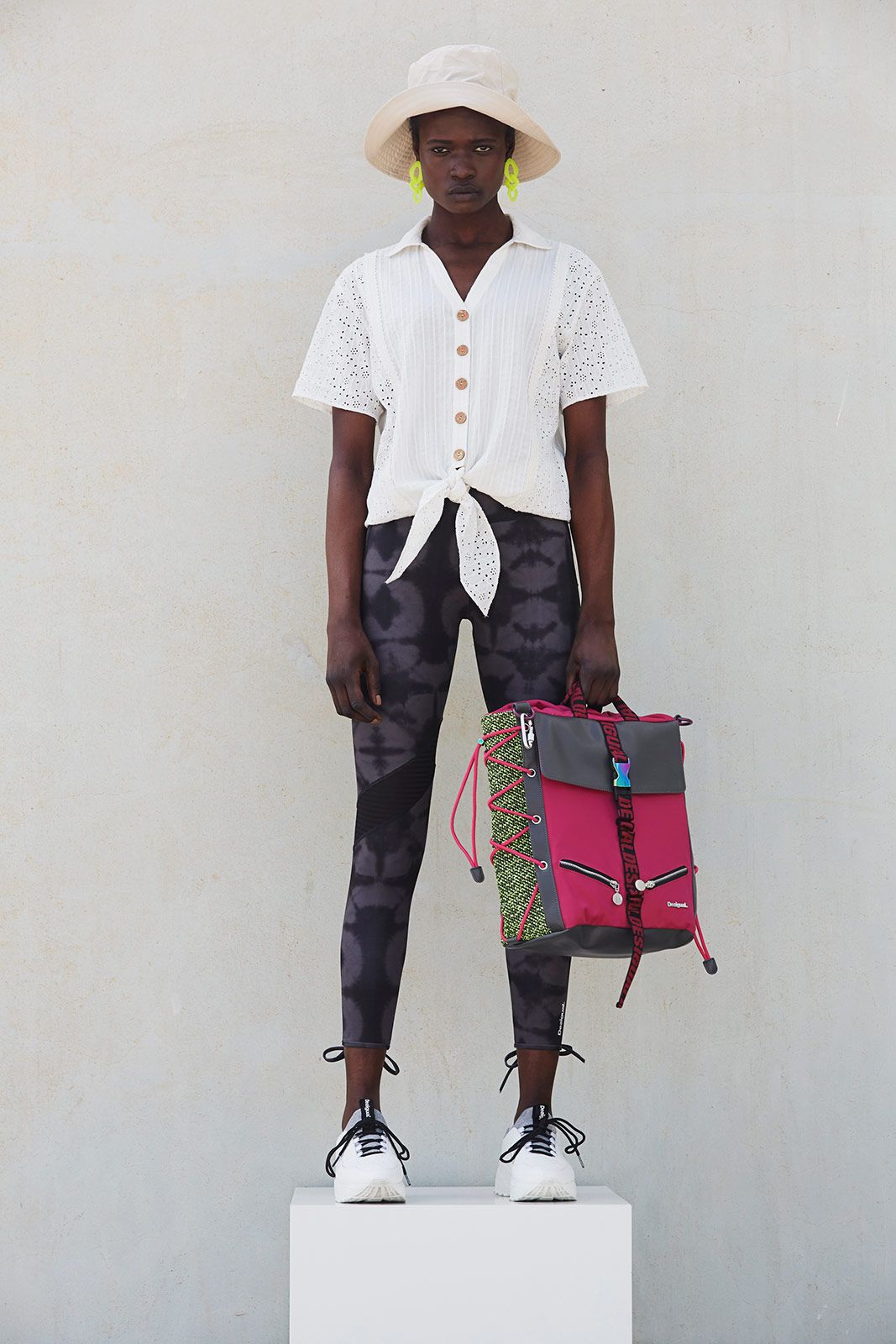 Desigual in Beta Metalmagazine 6.jpg