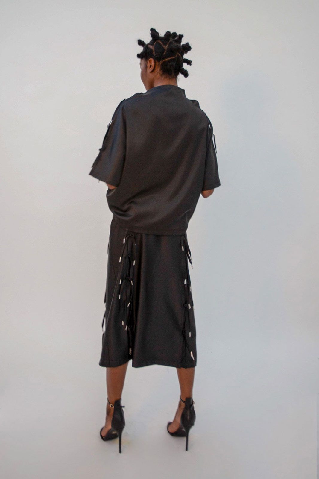Hanger Inc Metalmagazine 7.jpg