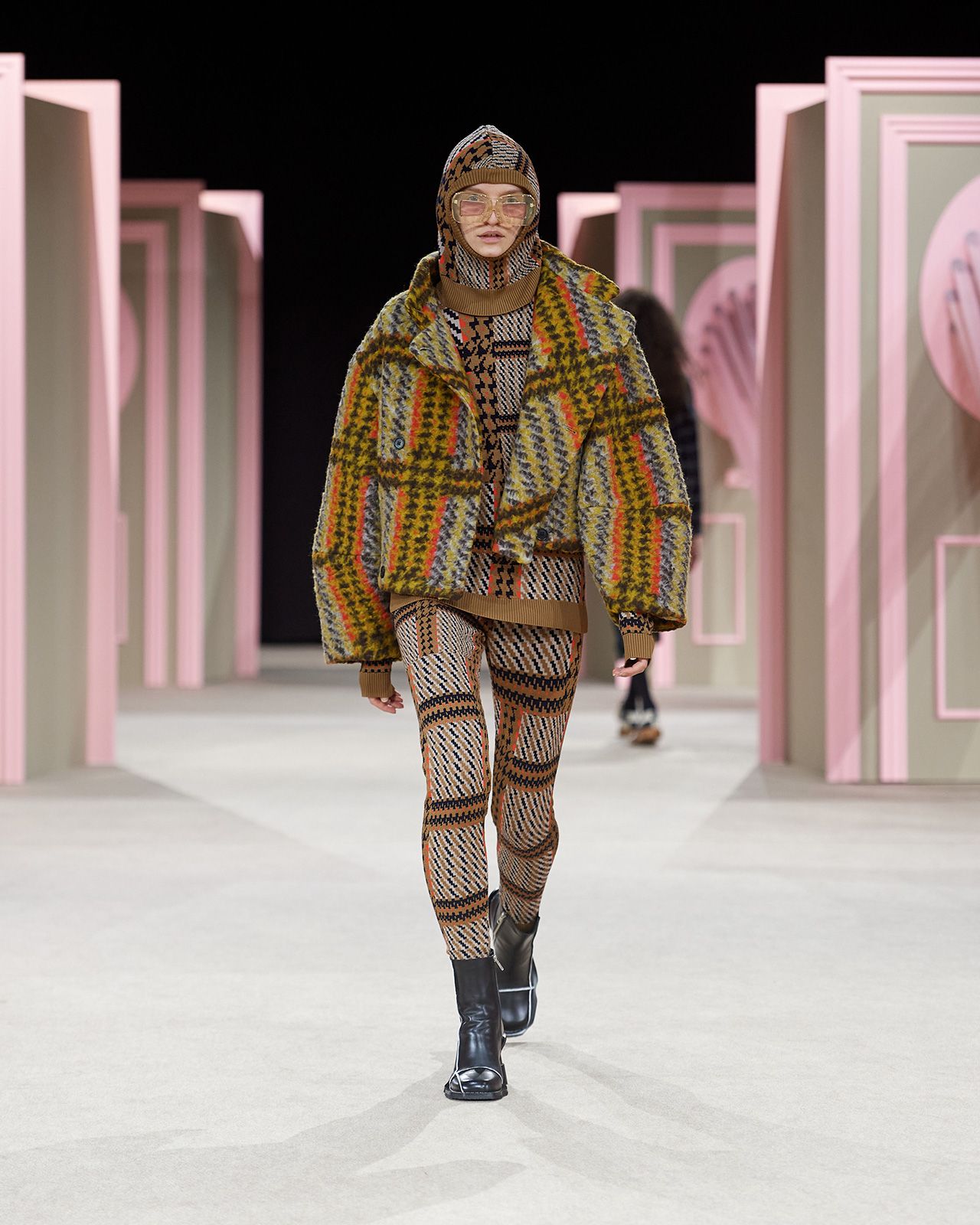 AW24-Copenhagen-Fashion-Week-HenrikVibskov-Runway-4x5-James-Cochrane-24.jpg
