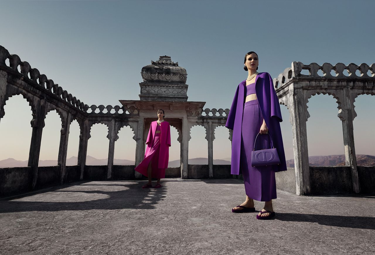 Fall 2023 Campaign ©viviane Sassen 10.jpg