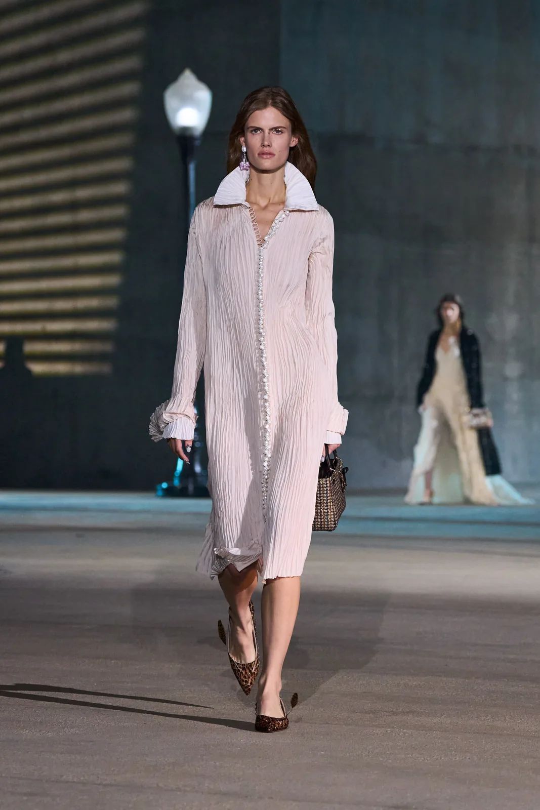 metal-jonathan-anderson-takes-over-la-for-his-cruise-2026-debut-collection-20.webp