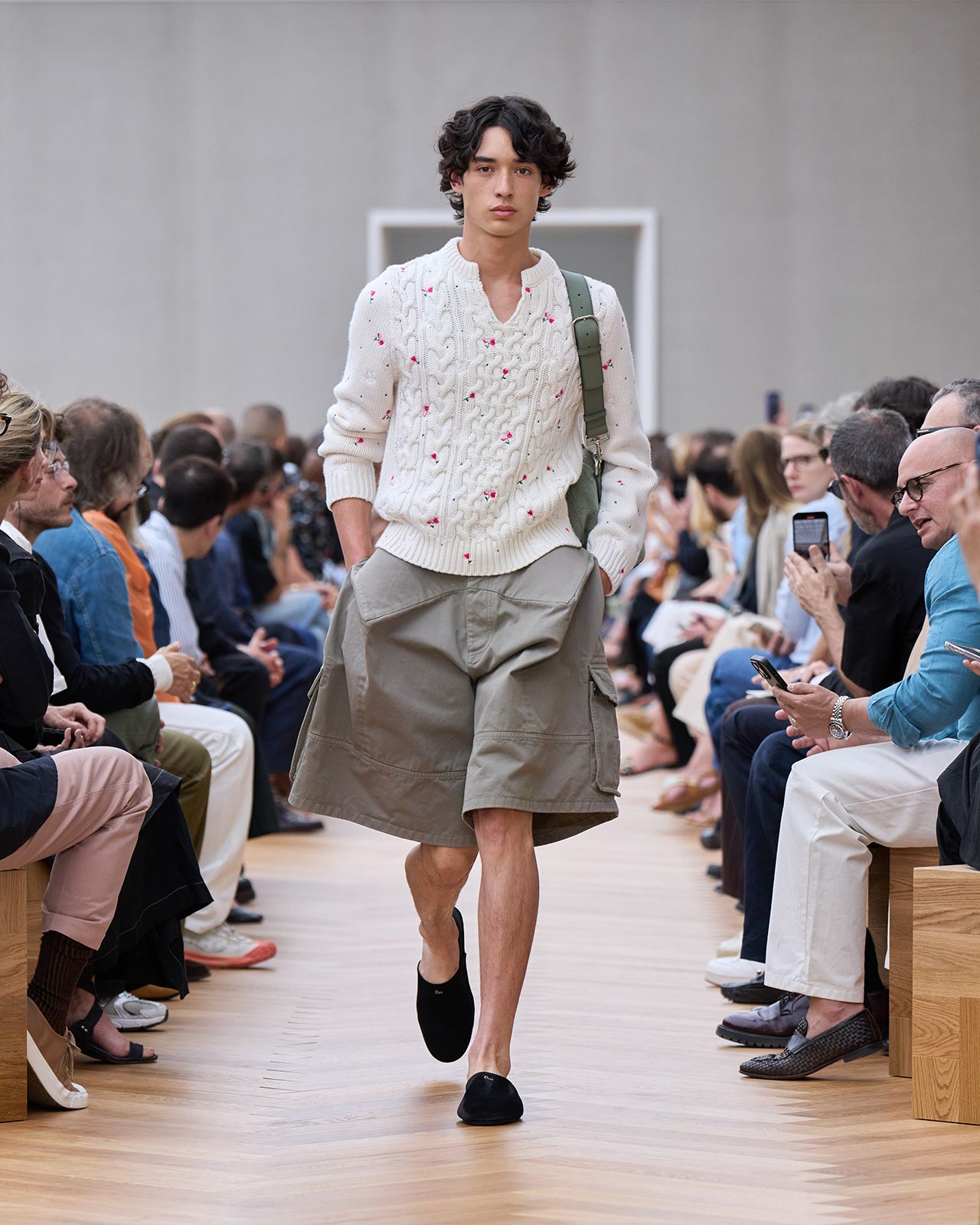 DIOR-SUMMER-2026-COLLECTION_VISUELS_LOOK-RUNWAY_24.jpg
