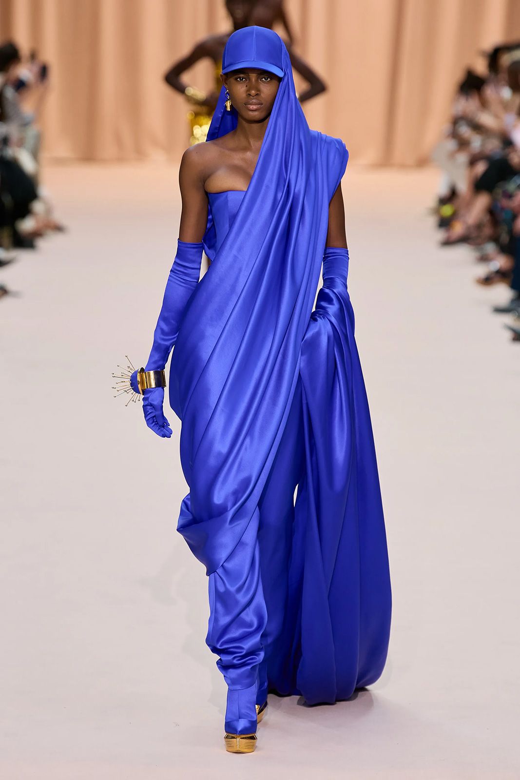 00046 Jean Paul Gaultier Fall 2022 Couture Credit Gorunway.jpg