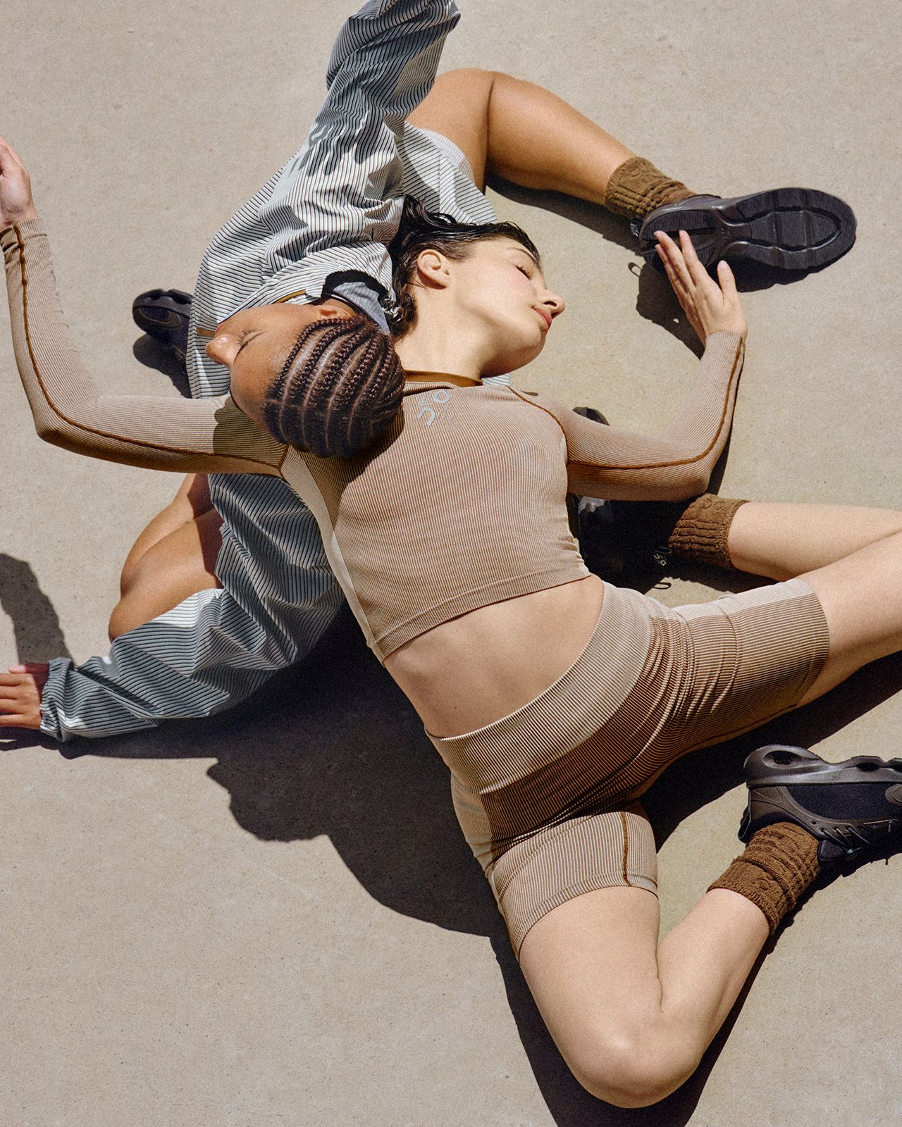 LOEWE_2025_FW25_ON_13.jpg
