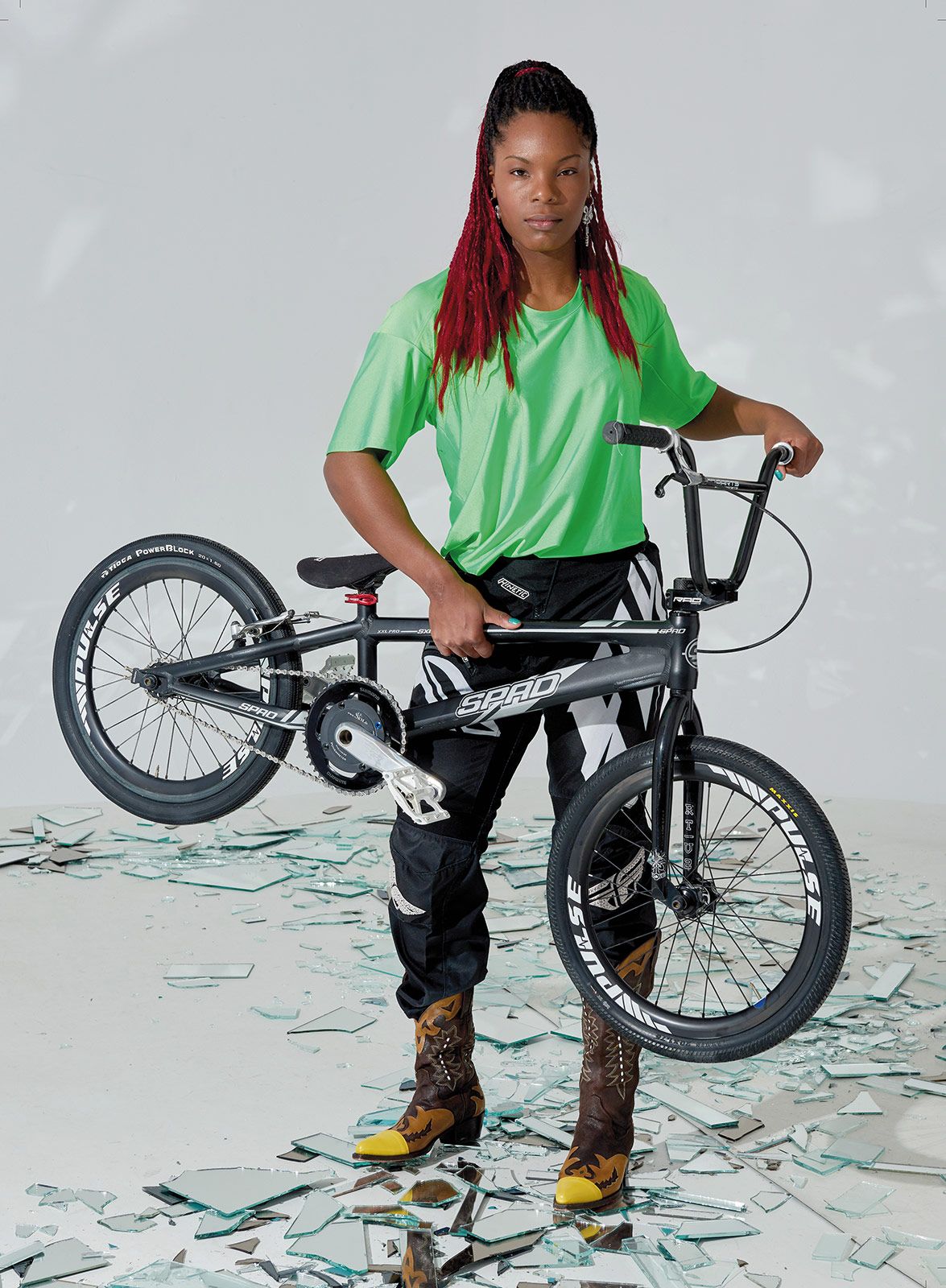 Coco Neuville Metalmagazine39 2.jpg