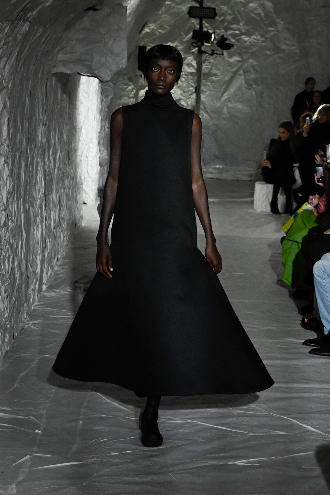 01-Rush_MARNI-FW24-VOL.2.jpg