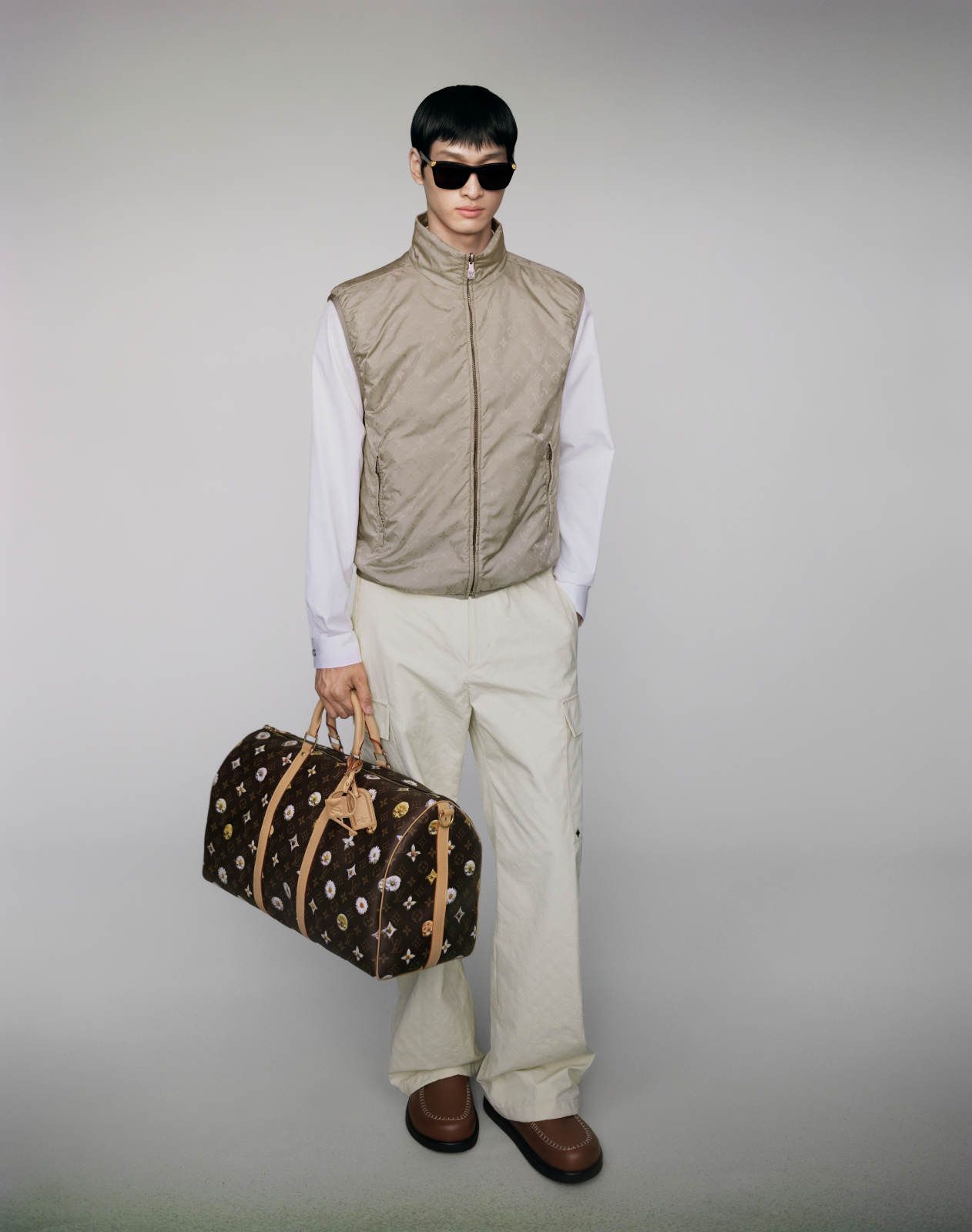 LOUIS-VUITTON-MEN-SPRING-26_4.jpg