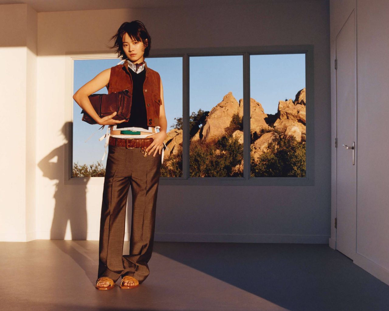 MIU MIU SS26 ADV CAMPAIGN_Li Gengxi_1.jpg