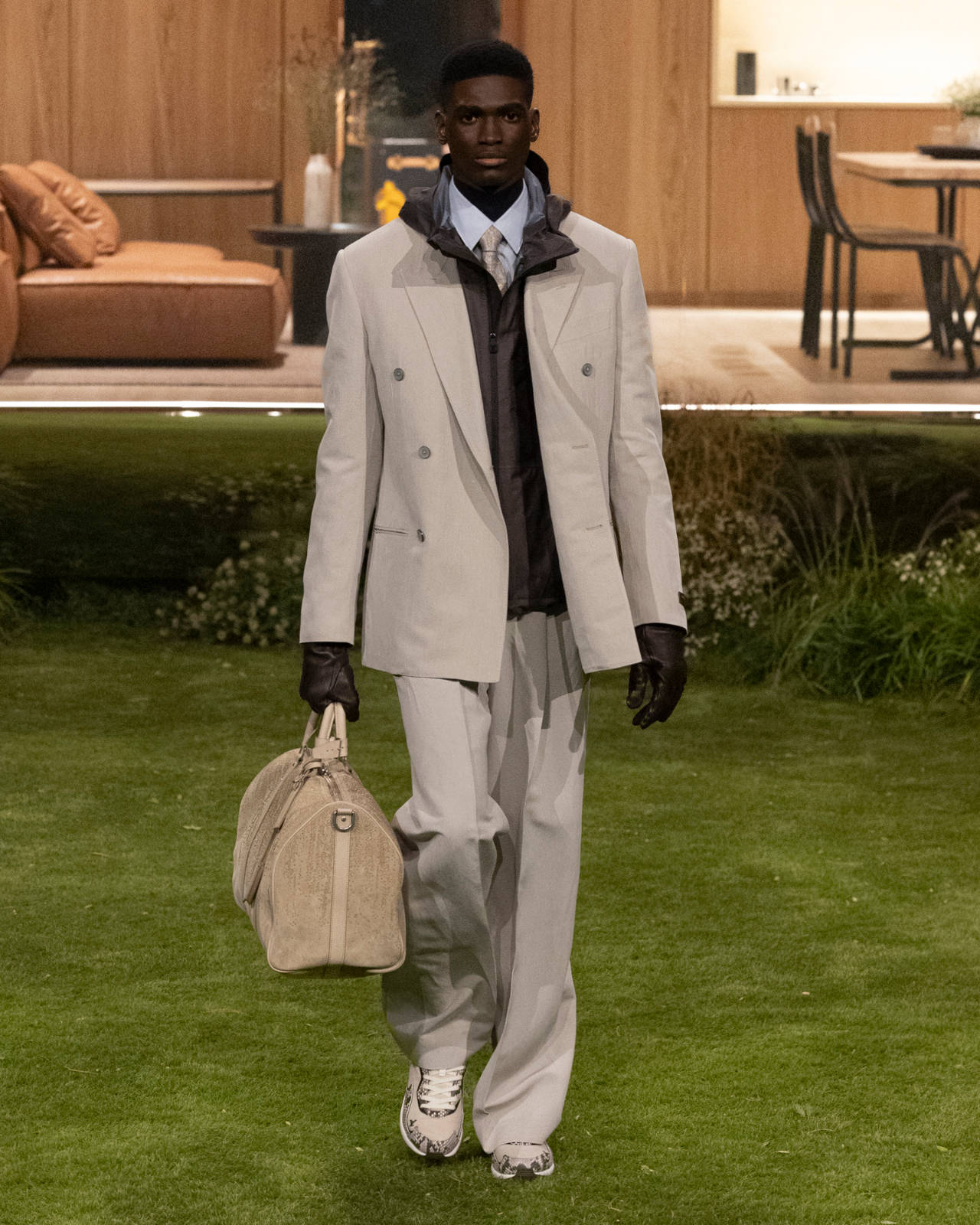 LOUIS-VUITTON-MEN-FALL-WINTER-2026_5.jpg