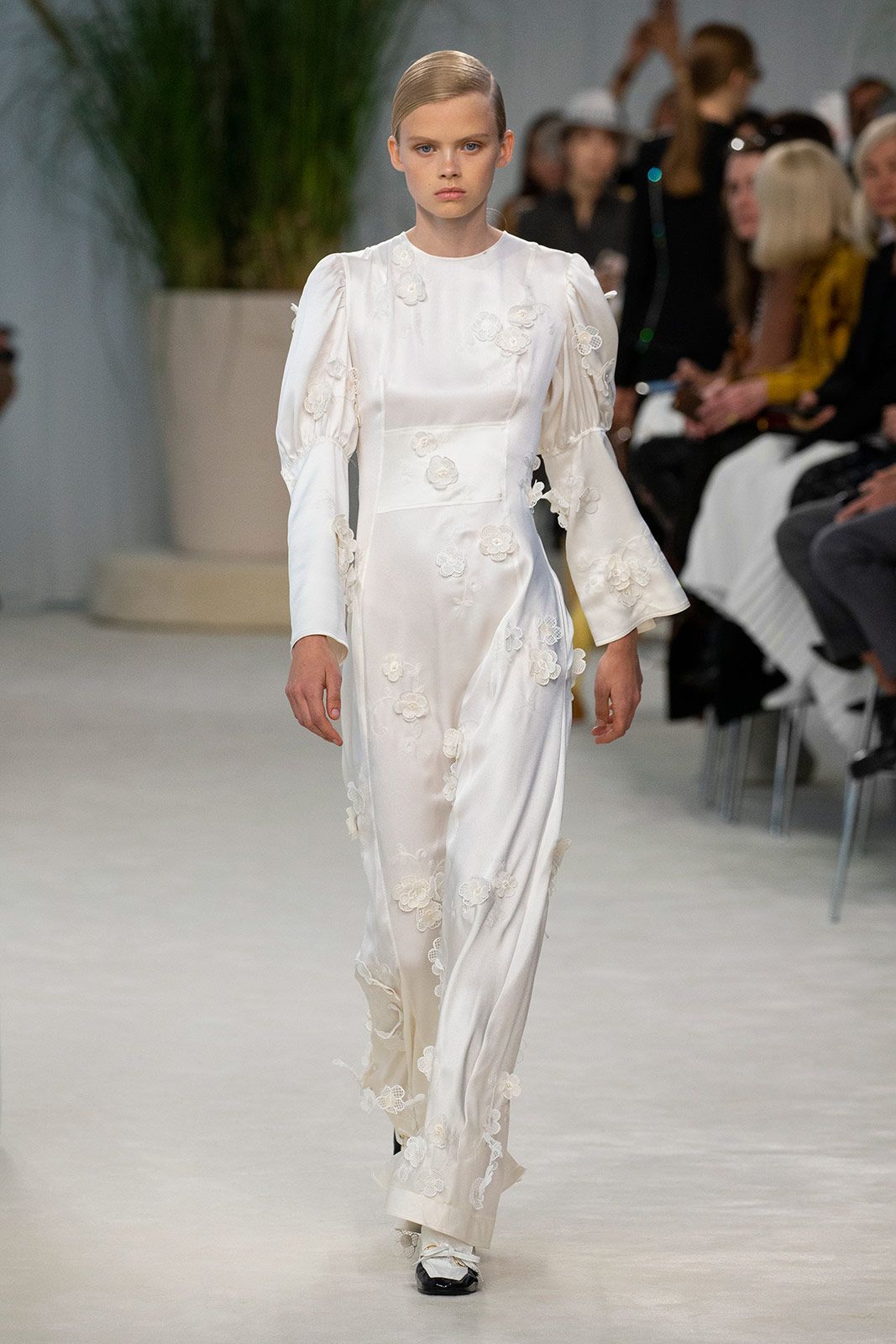 Loewe Women S S20 Look 45.jpg