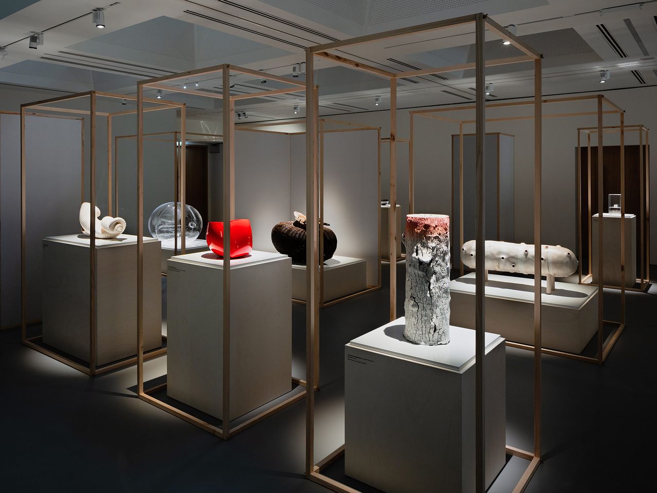 Loewe Craft Prizeexhibition Metalmagazine 4.jpg