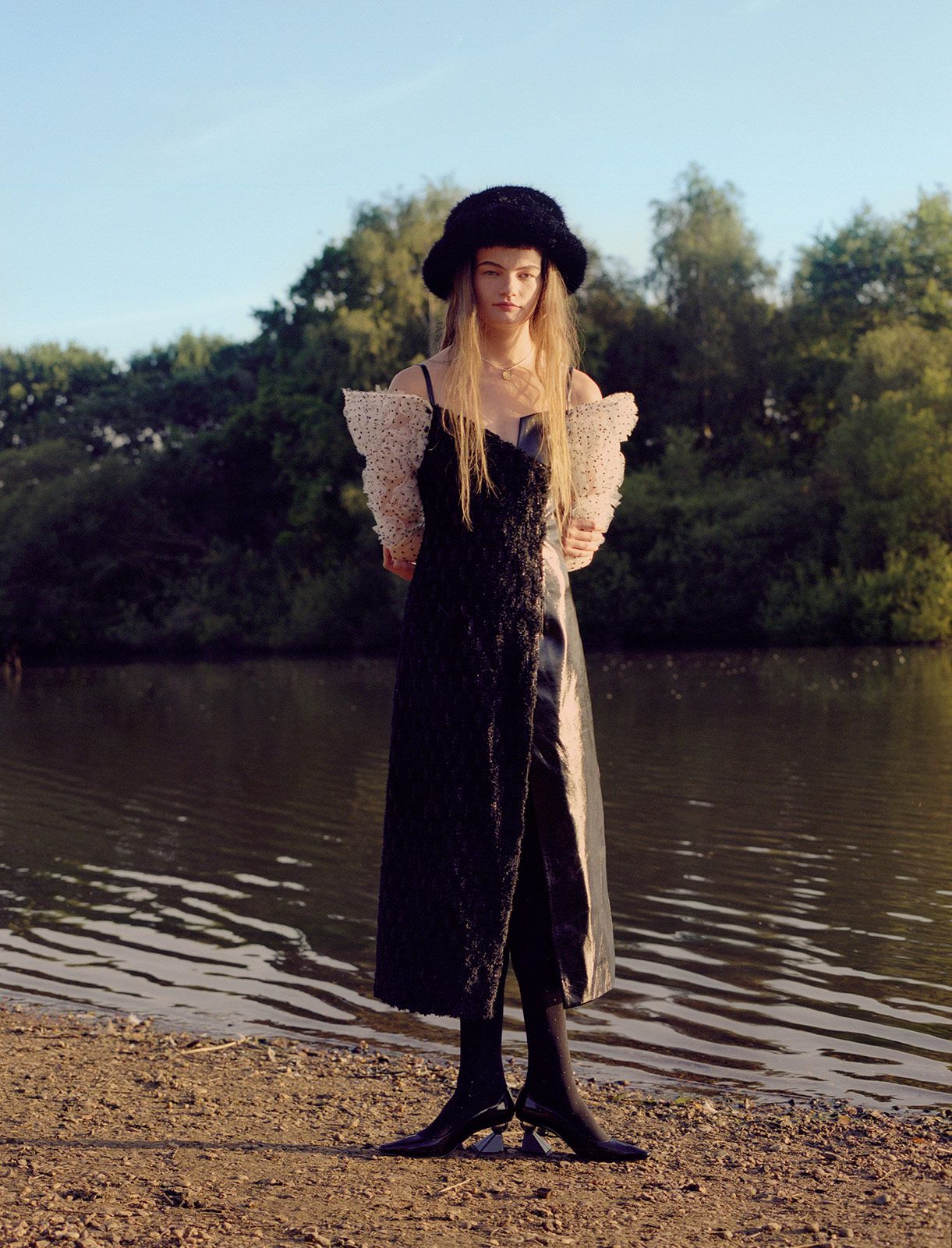 Charlotteoshea Metalmagazine 11.jpg