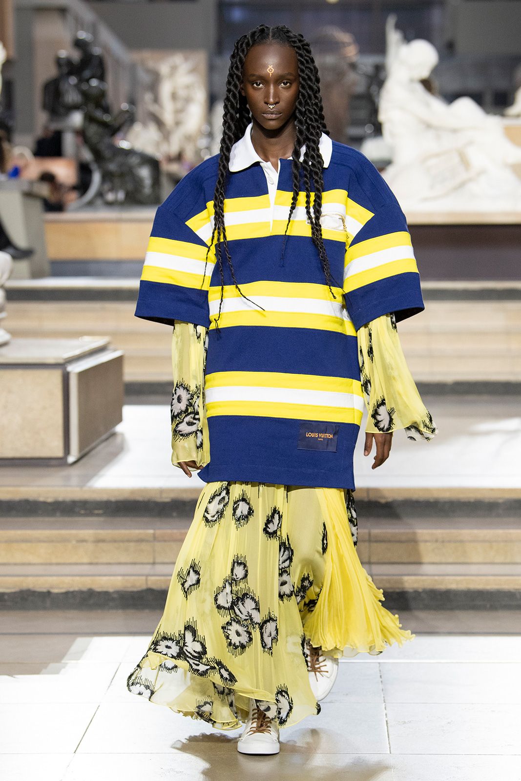 Louis Vuitton F W22 Look 47.jpg