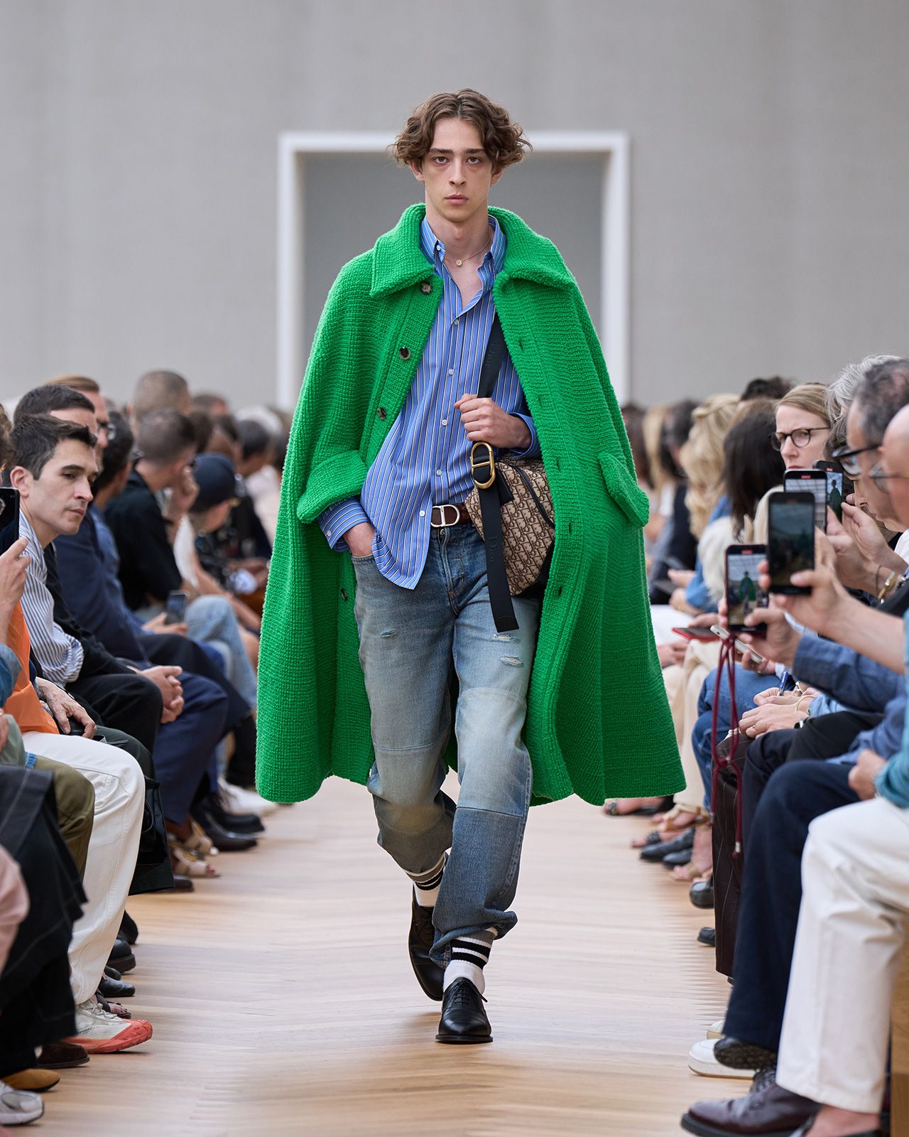 DIOR-SUMMER-2026-COLLECTION_VISUELS_LOOK-RUNWAY_12.jpg
