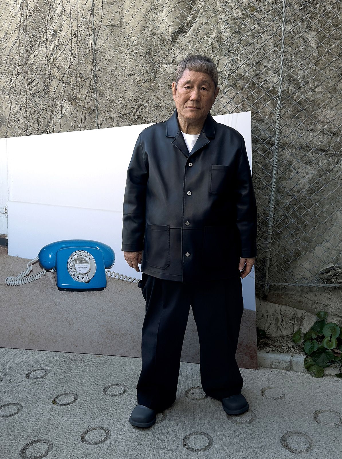 Loewe F W23 Preco Jt Campaign Takeshi Kitano Rgb Cropped 4x5 Lo E090223 0027.jpg