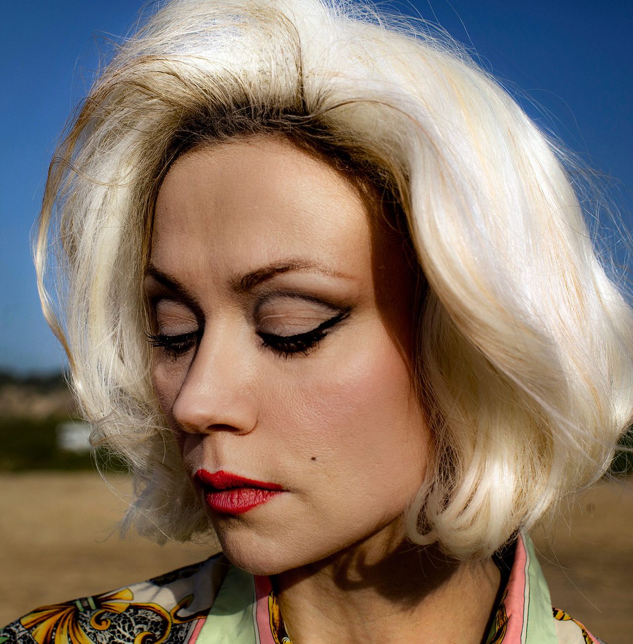Anna Eriksson Metalmagazine 2.jpg