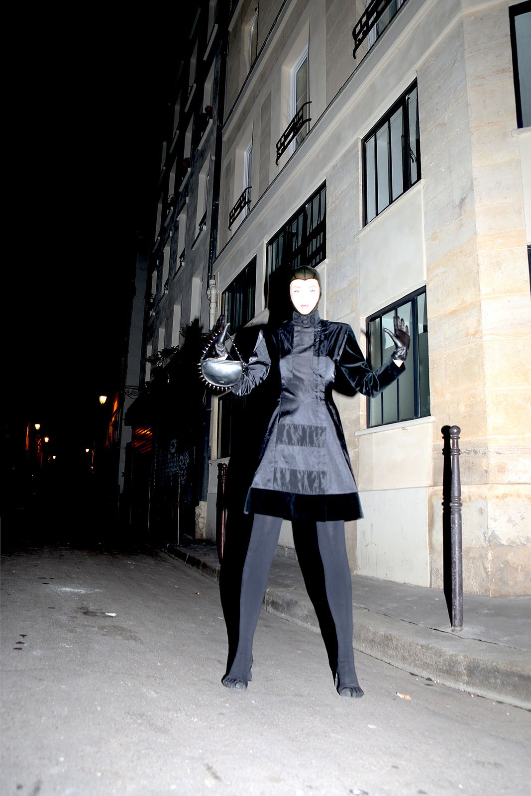 Betsy Johnson Metalmagazine 4.jpg