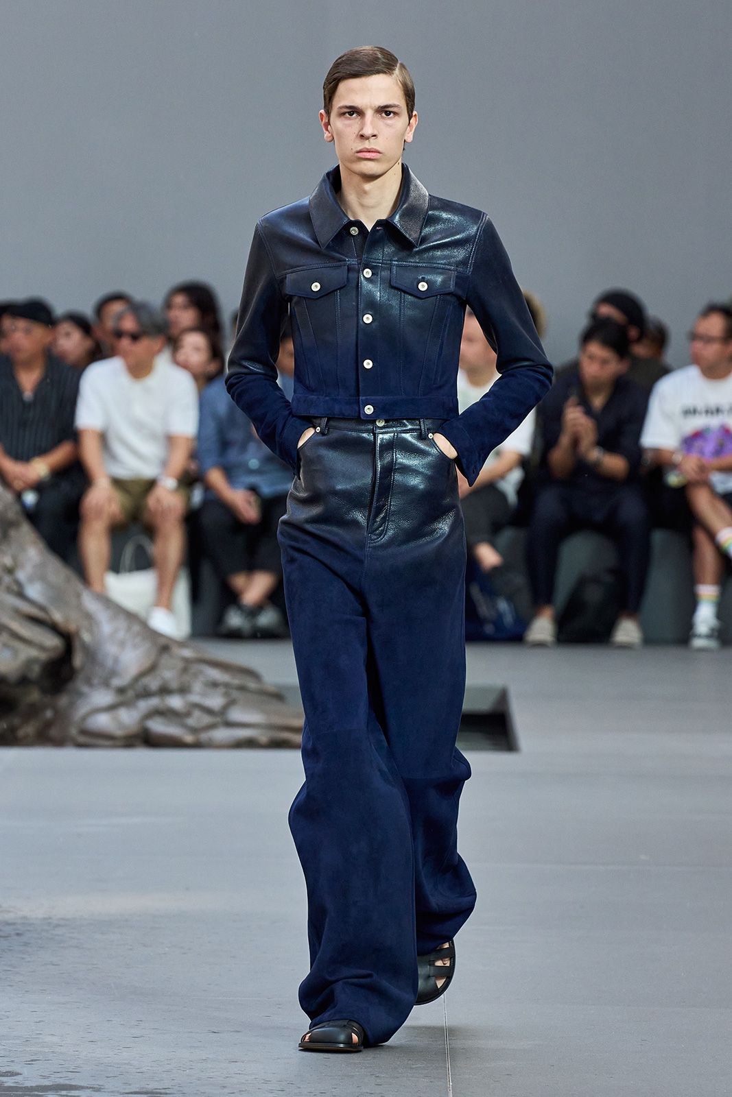Loewe S S 2024 19.jpg