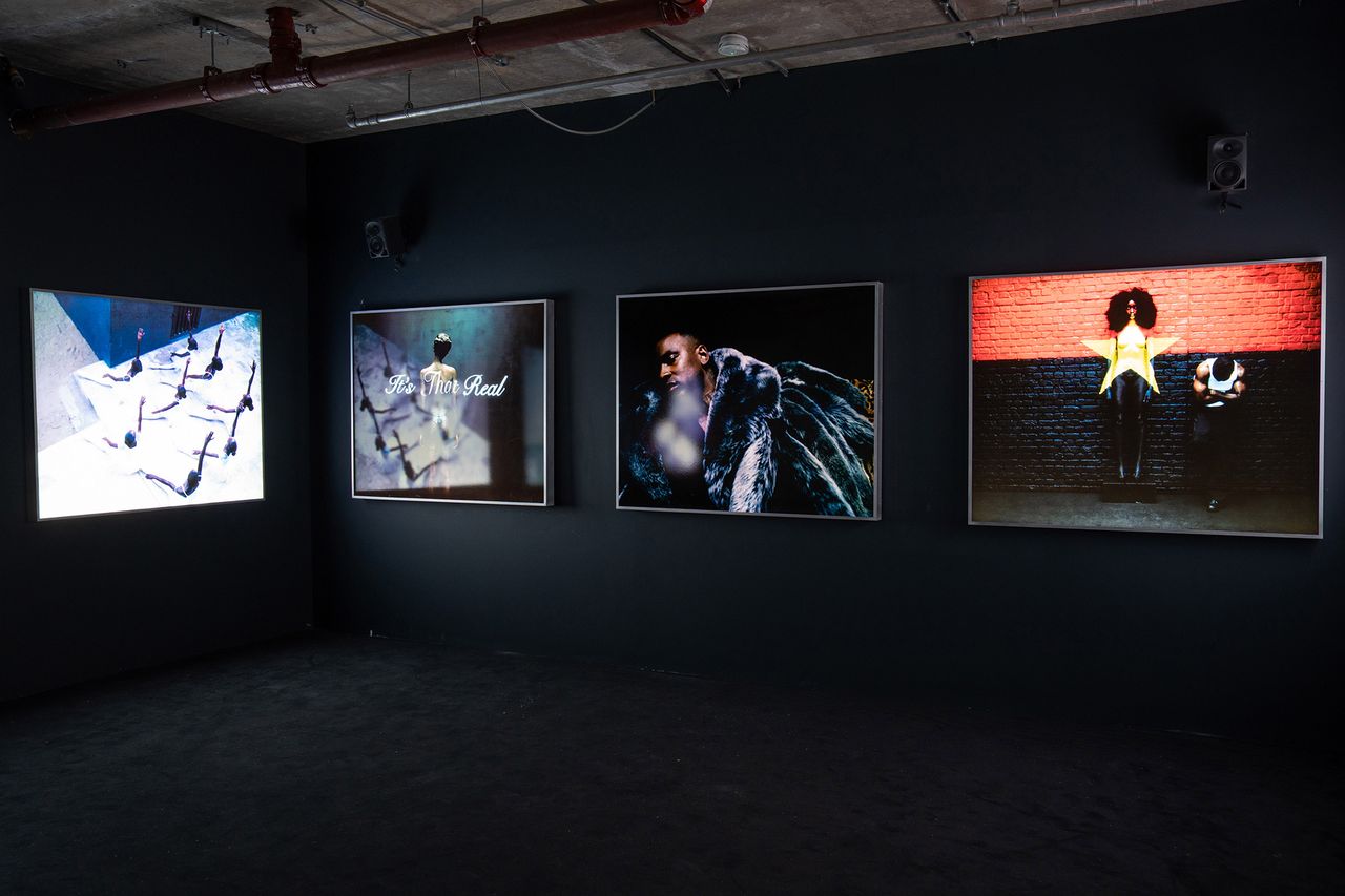 Installation-view-of-Gabriel-Moses---Selah-at-180-Studios-Photo_10.jpg