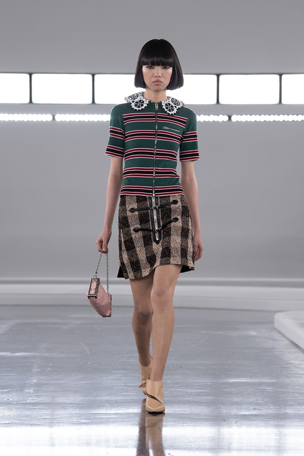 Louis_Vuitton_Women_s_Pre-Fall_2024_18.jpg