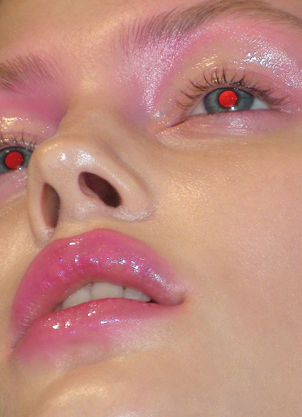 Mos-Regard_4.jpg