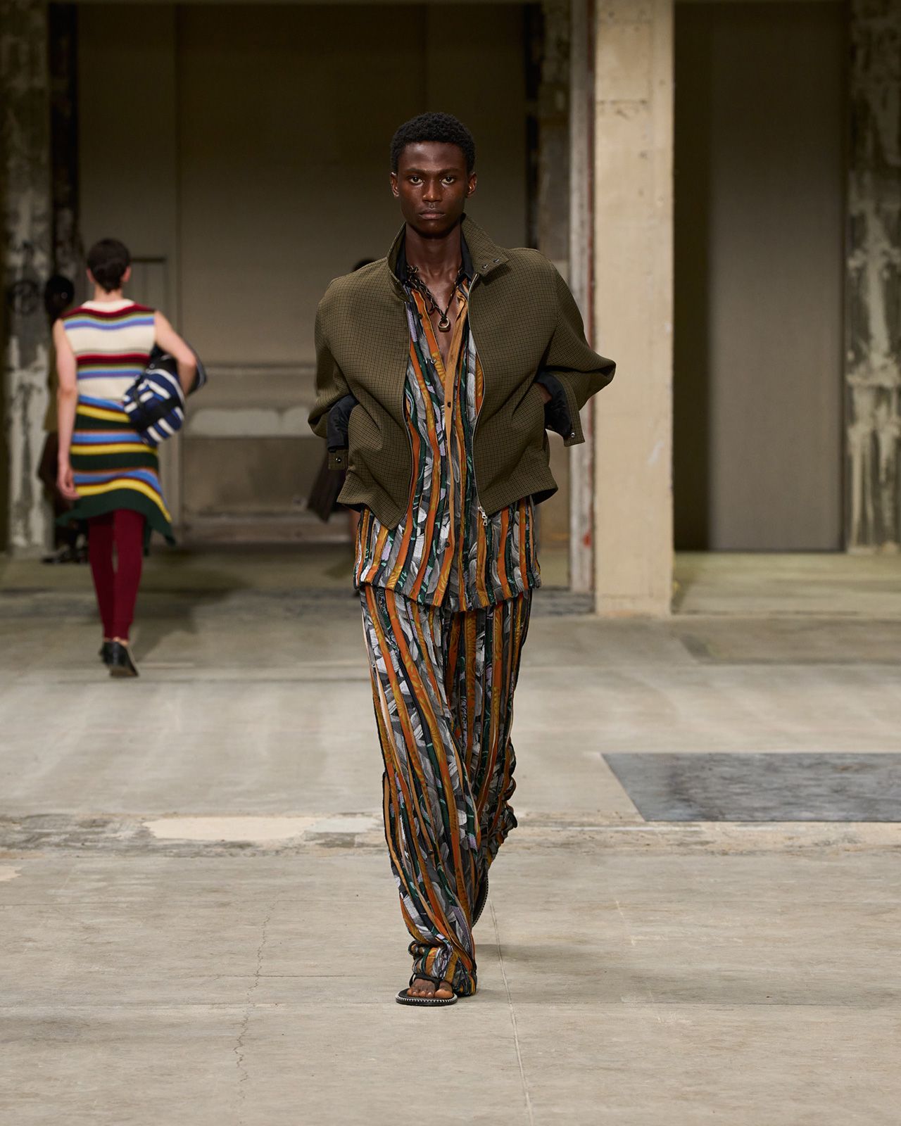 Dries-Van-Noten-S26-16.jpg