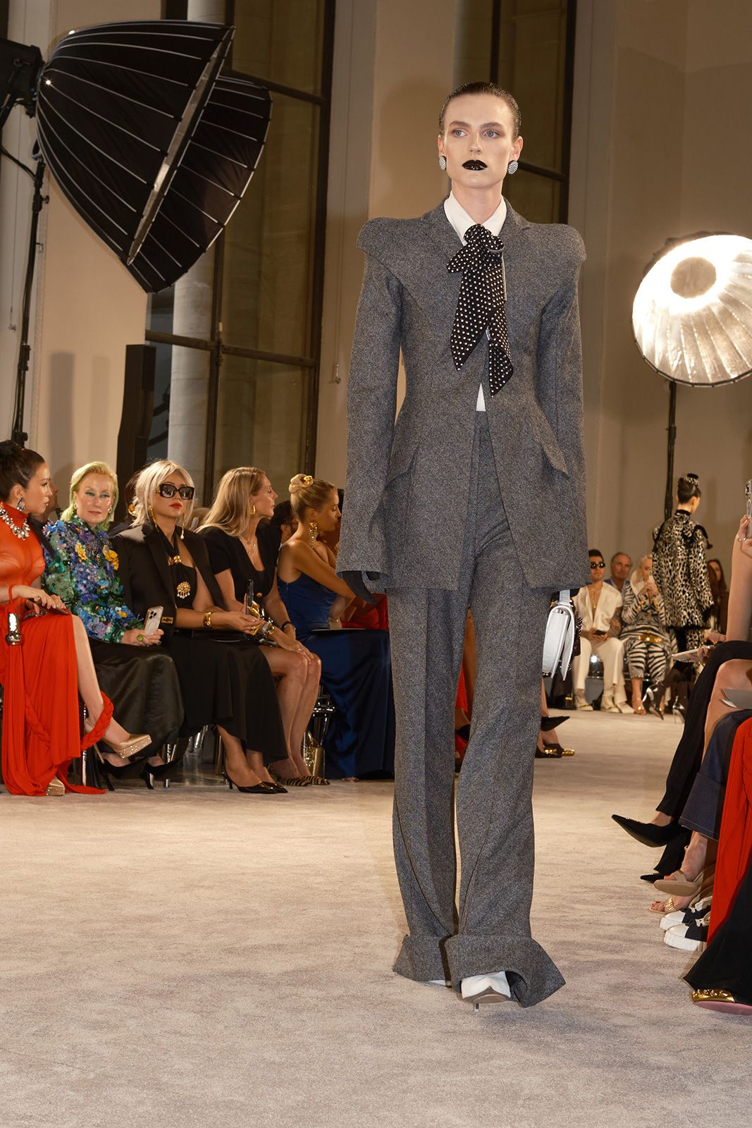 SCHIAPARELLI_HC_FW2526_7.jpg