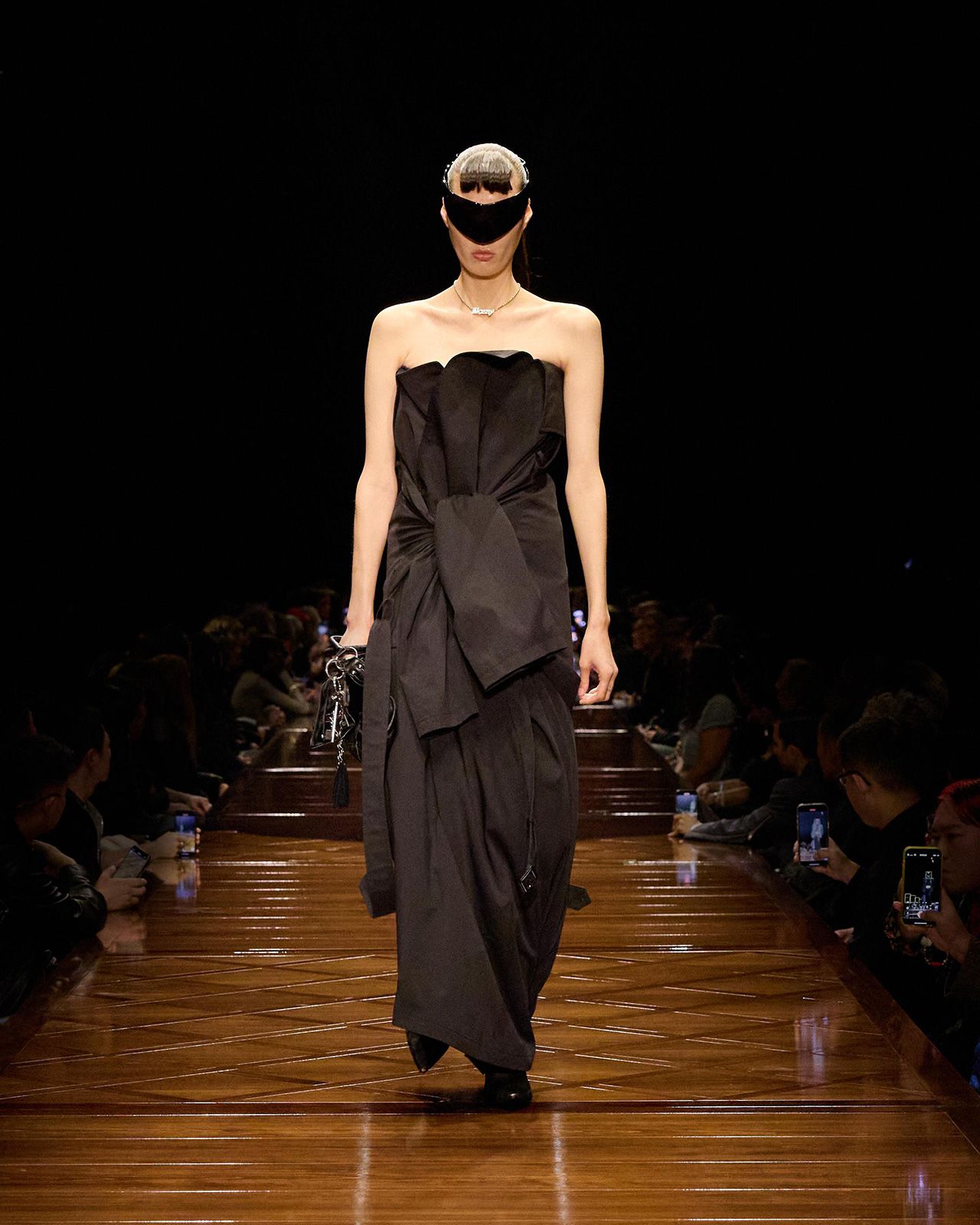 BALENCIAGA-SUMMER-25-LOOK-48_JAY.jpg