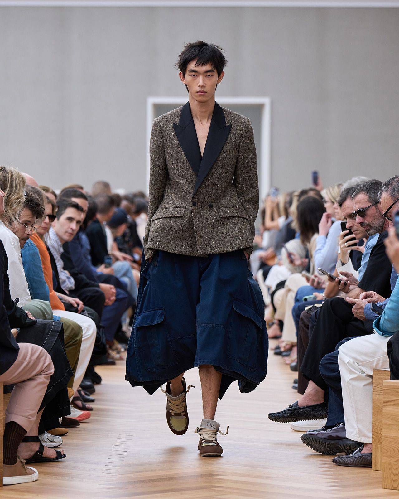 DIOR-SUMMER-2026-COLLECTION_VISUELS_LOOK-RUNWAY_10.jpg