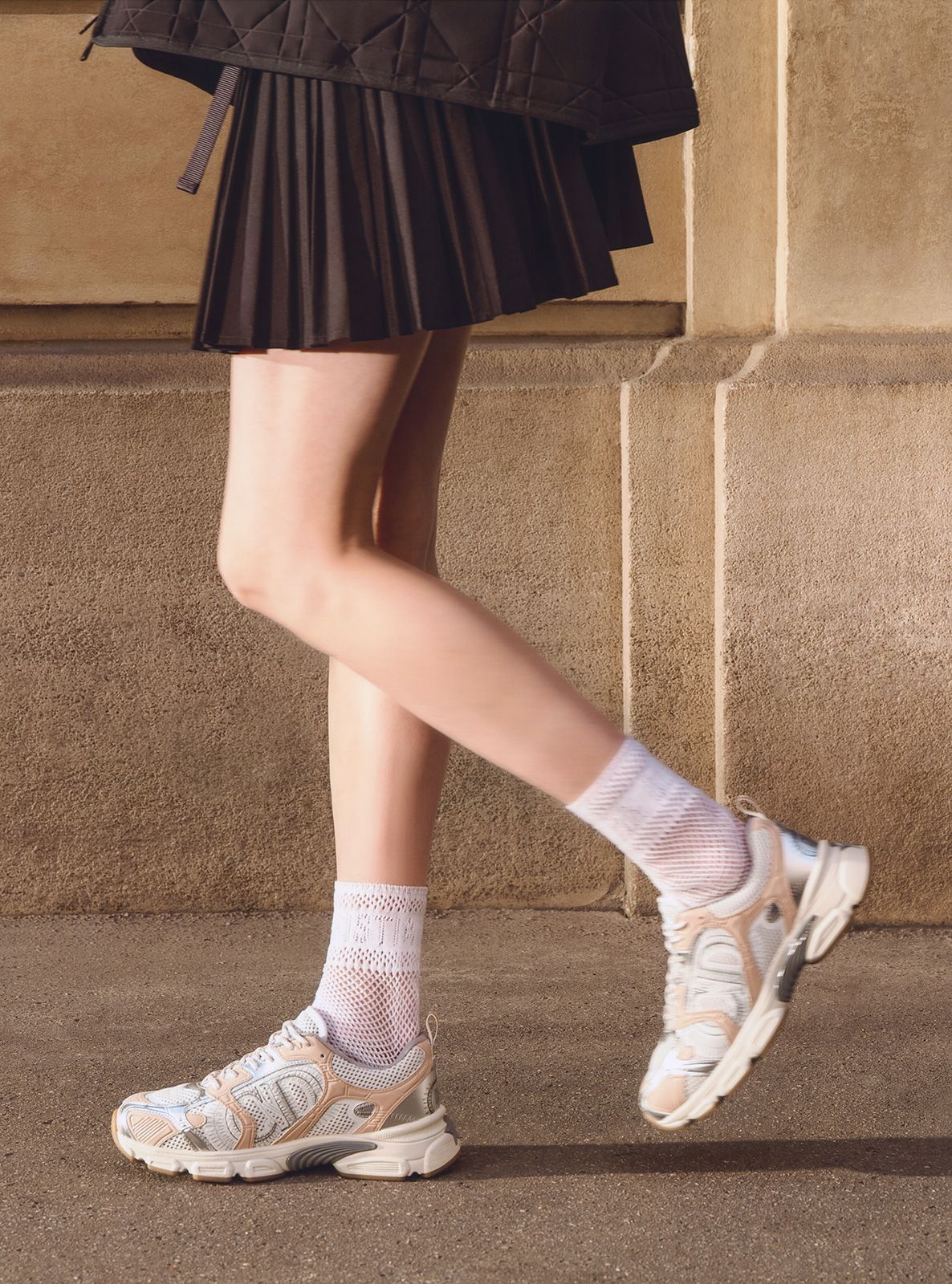 DIOR-CHRONO-SNEAKERS-EDITORIAL-©-Sarah-Blais-6.jpg