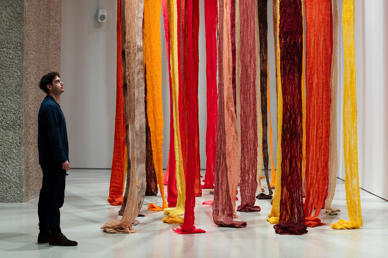 Unravel-The-Power-of-Textiles-in-Art_7.jpg