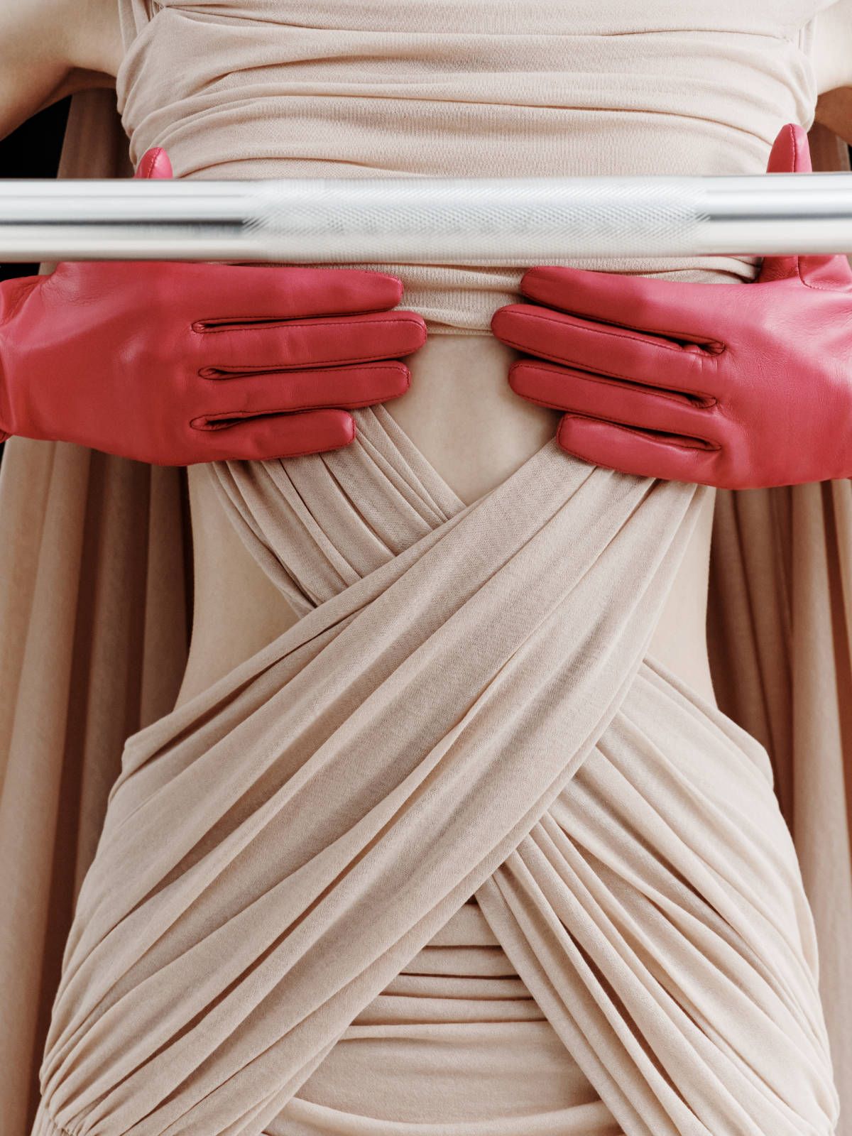 BALENCIAGA-FALL-26_8.jpg