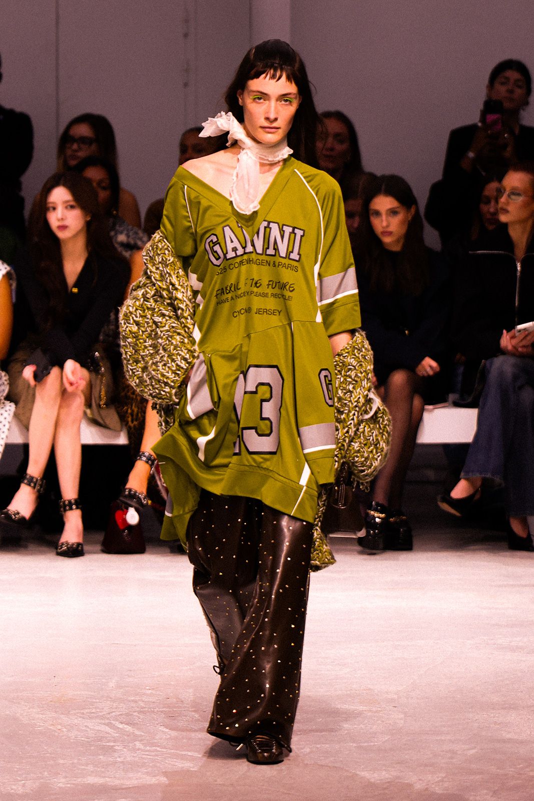 ganni-ss25-show-21.jpg