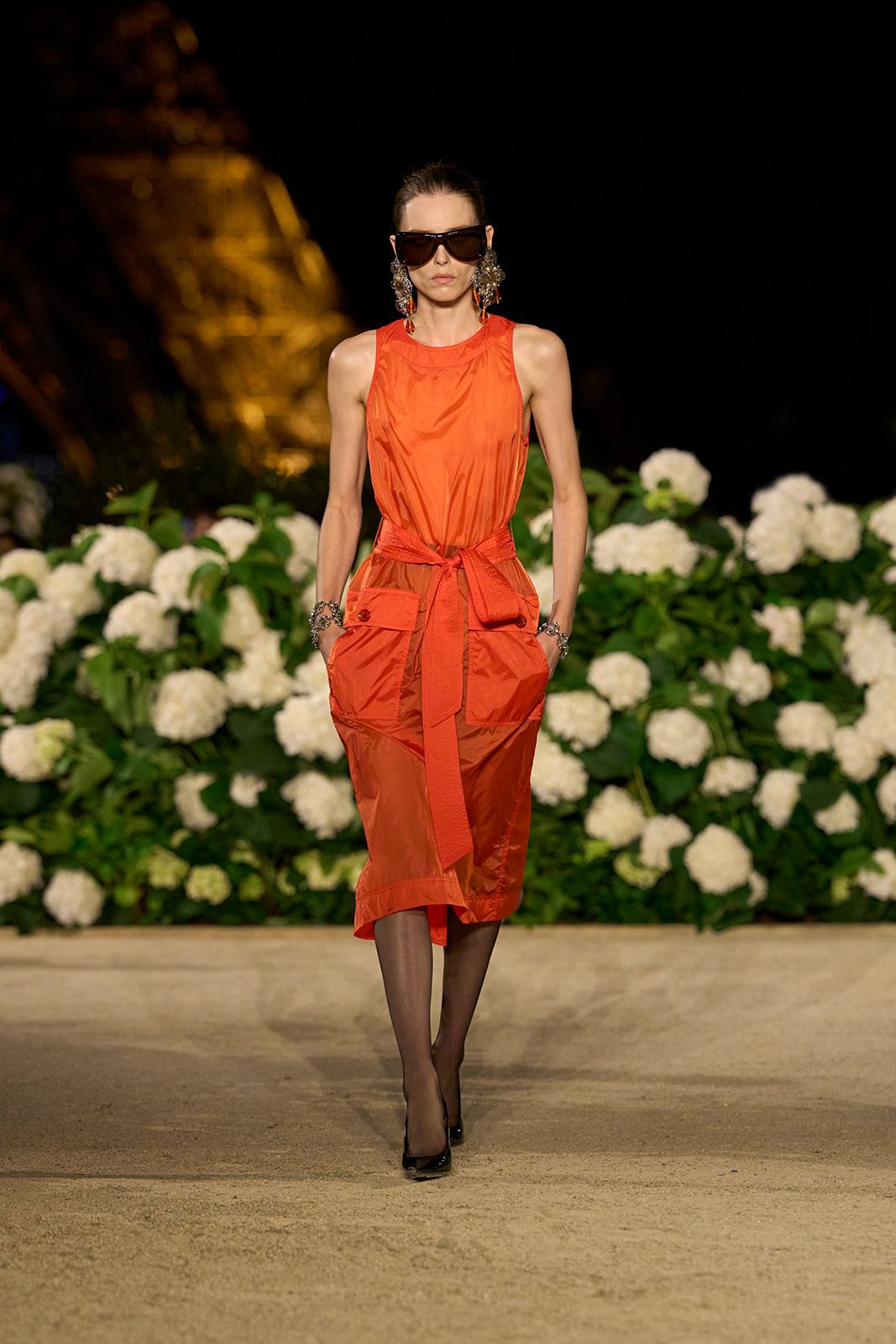 SAINT-LAURENT_FASHION_SHOW_WOMAN_SUMMER26_RUNWAY_11.jpg