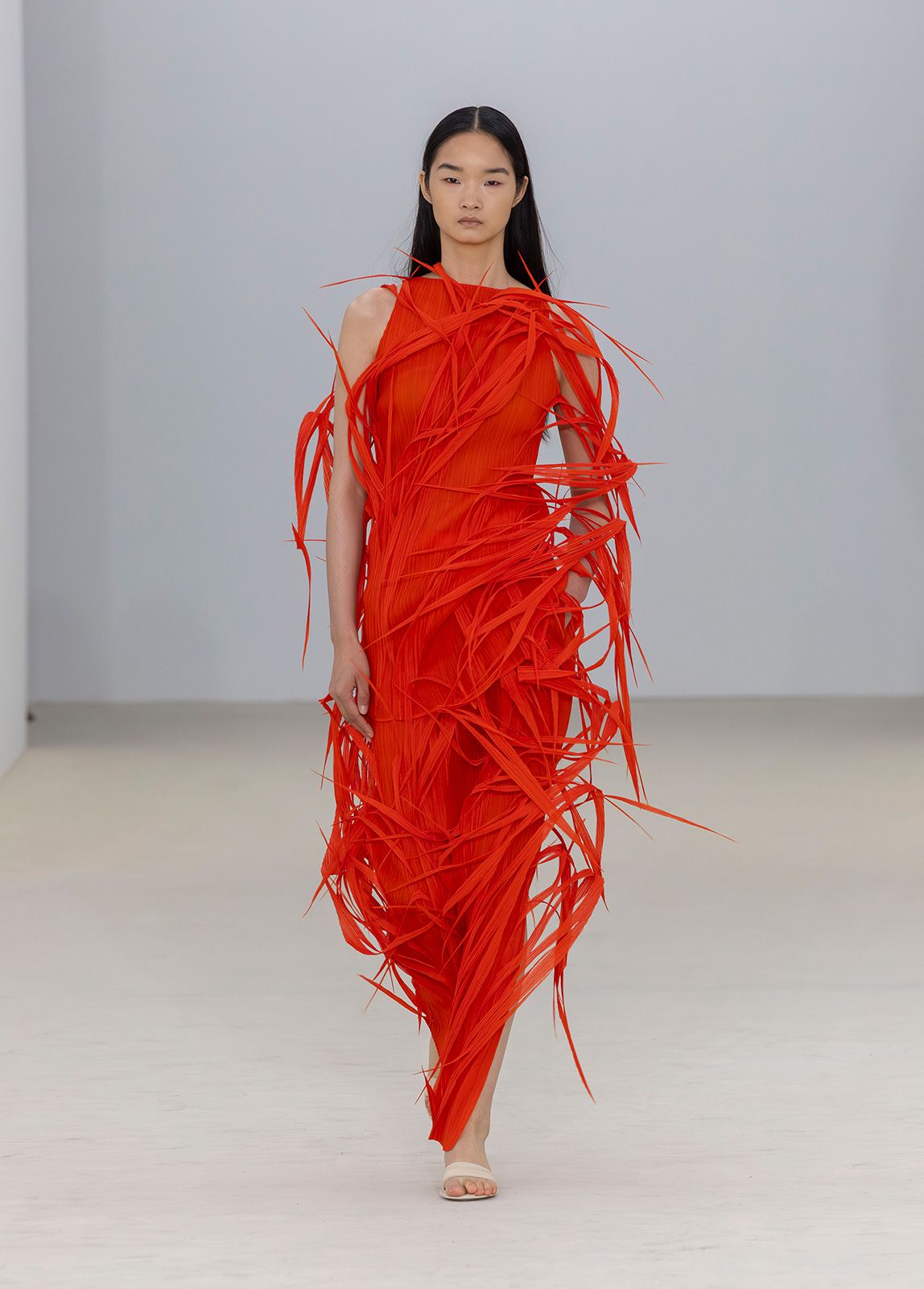 ISSEY-MIYAKE_SS26_24.jpg