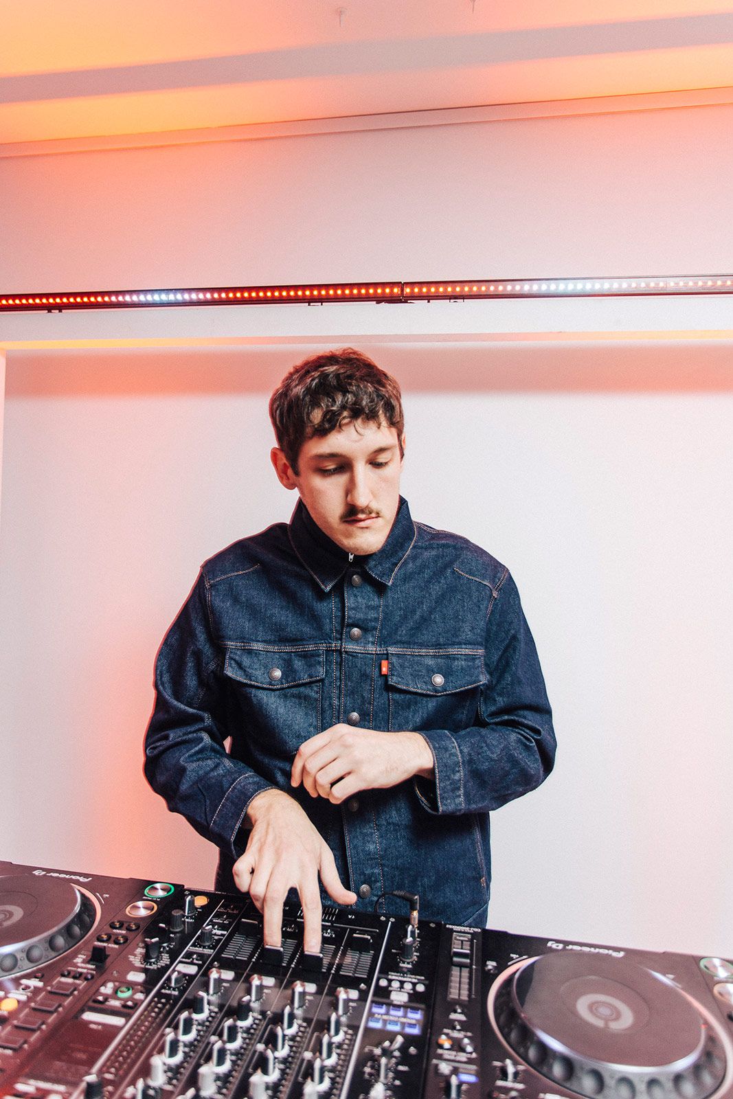 Levis Engineered Jeans Party Metalmagazine 5.jpg