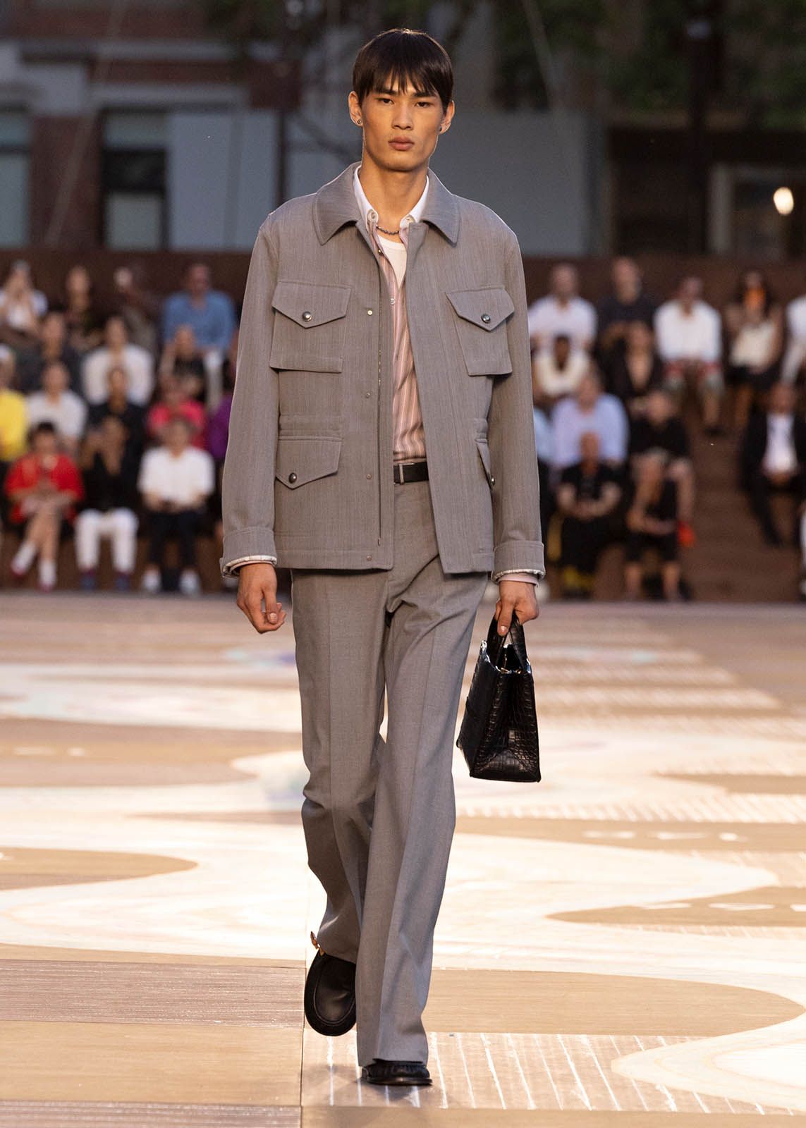 LOUIS-VUITTON-MEN-SPRING-SUMMER-2026-SHOW-LOOK_30.jpg