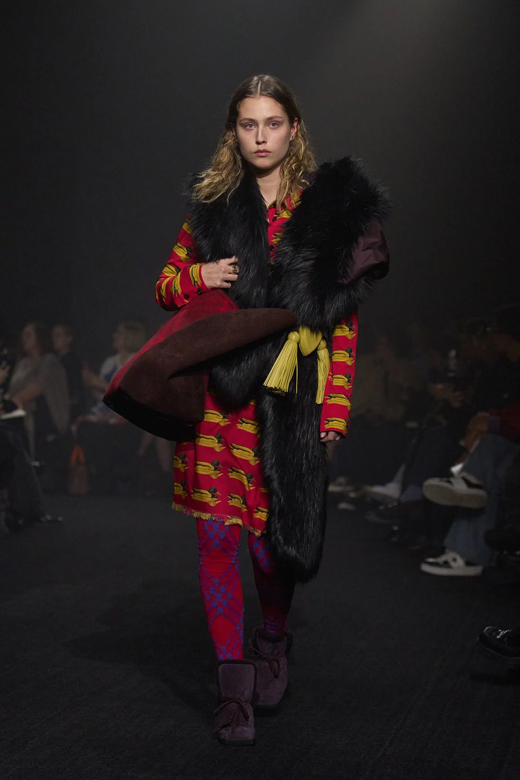 Burberry Fall 2023 Ready to Wear Gorunway 38.jpg