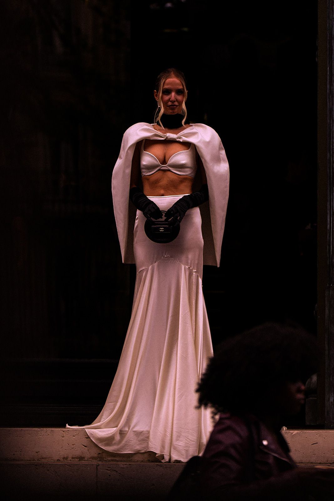 w-pfw-ss025-streetstyle-047.jpg