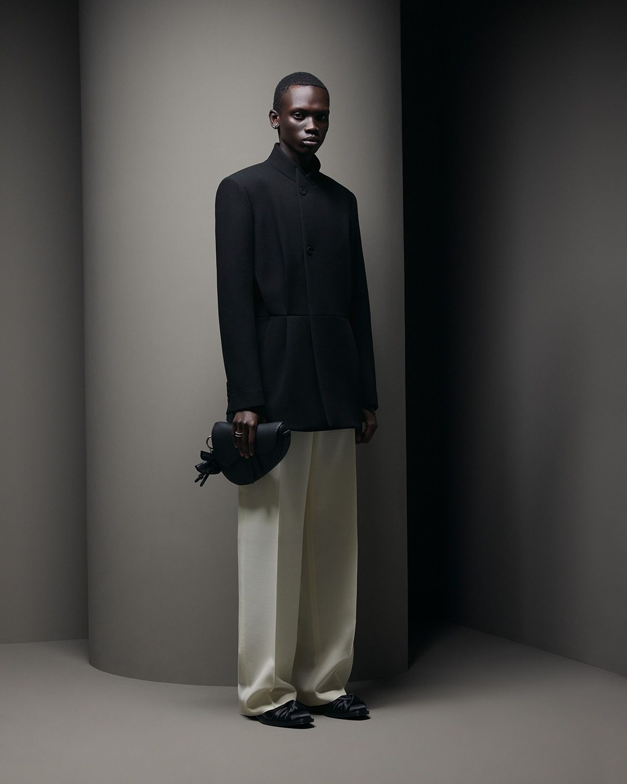 DIOR-MEN'S-WINTER-2025_2026_VISUELS_LOOKS-AND-DETAILS-BY-JACKIE-NICKERSON-(16).jpg