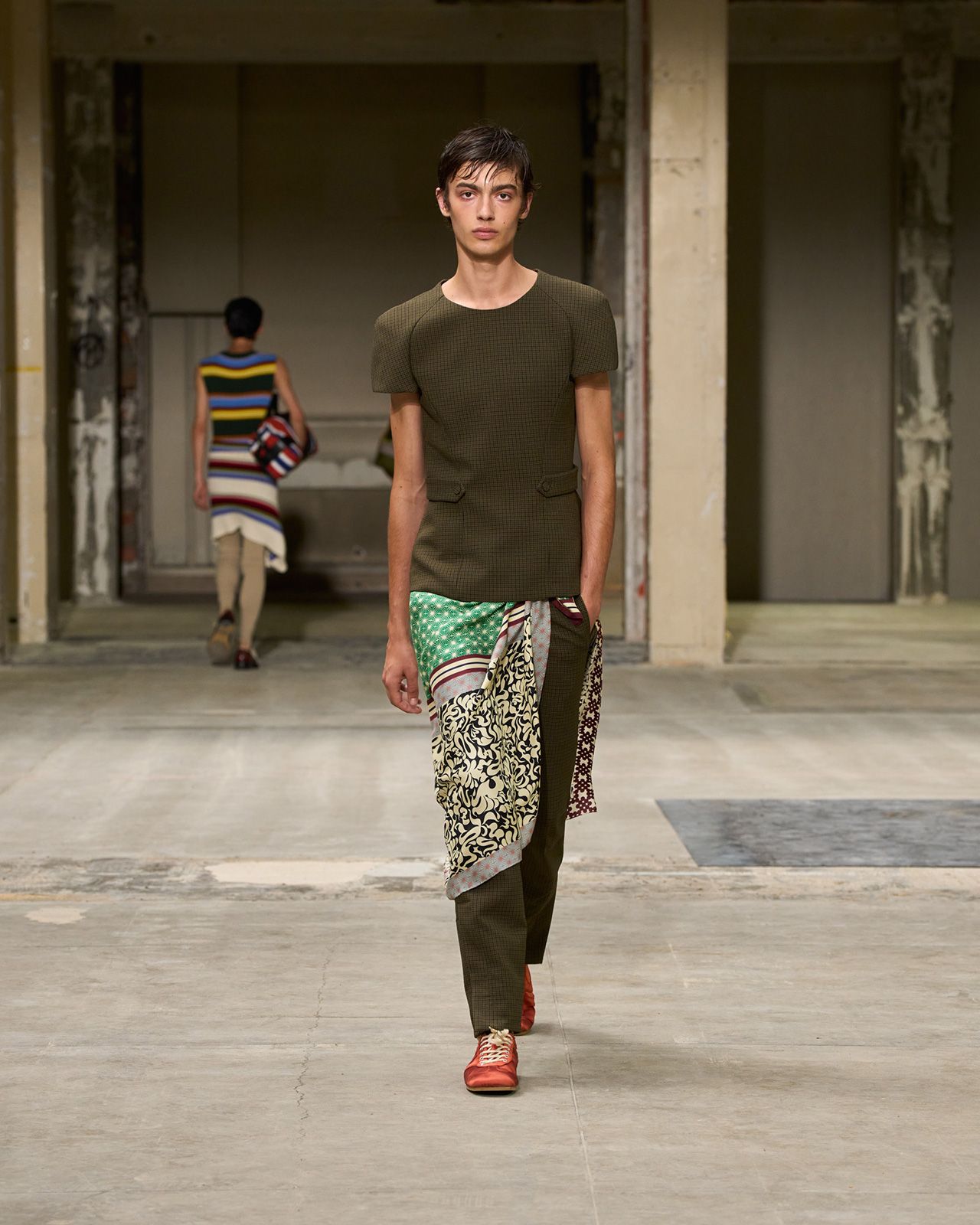 Dries-Van-Noten-S26-15.jpg