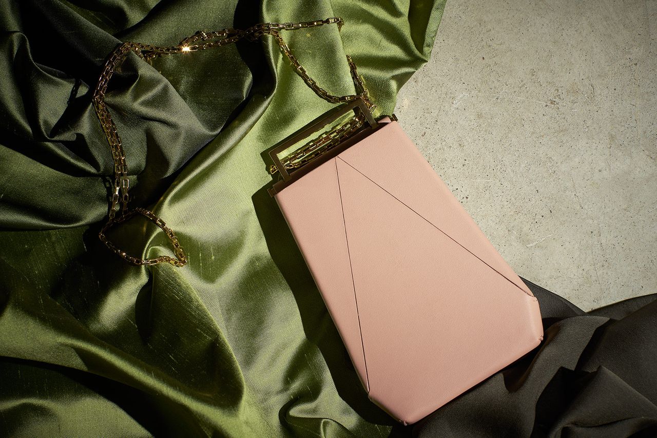Eloine by Maison Etnad Metalmagazine 8.jpg