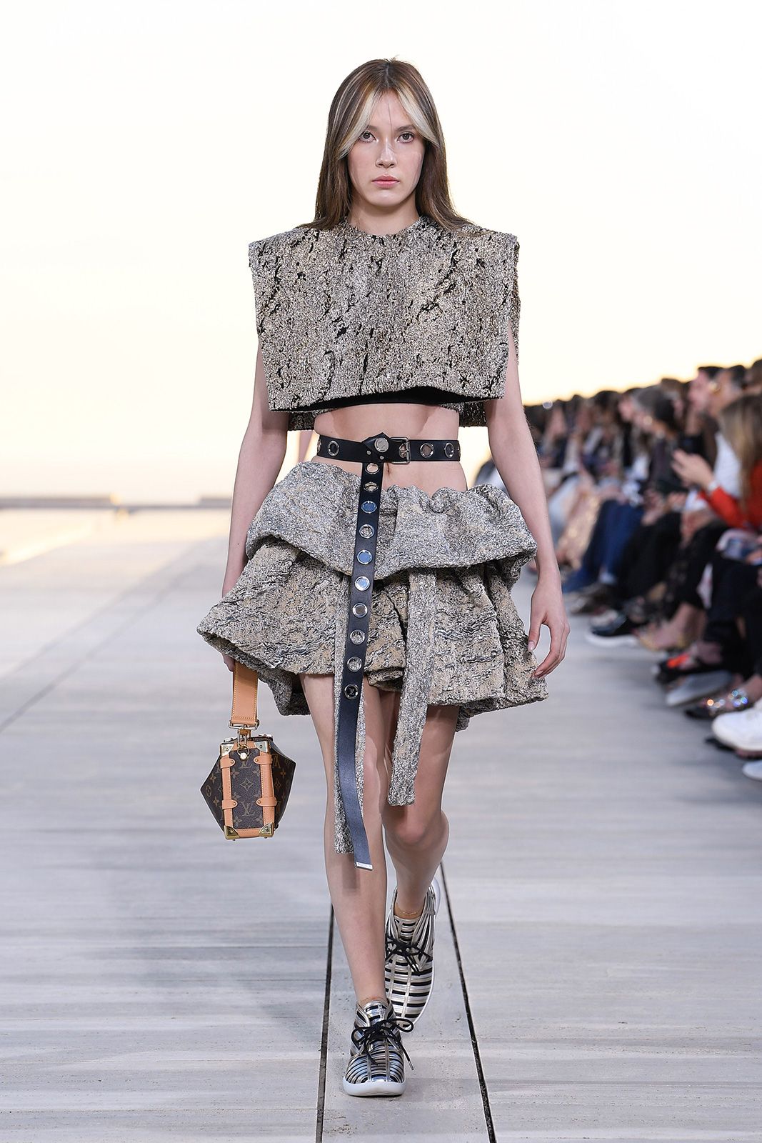 Louis Vuitton Cruise 2023 Metalmagazine 4.jpg