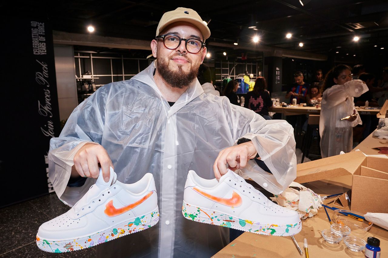 Nike Air Force 1 084.jpg