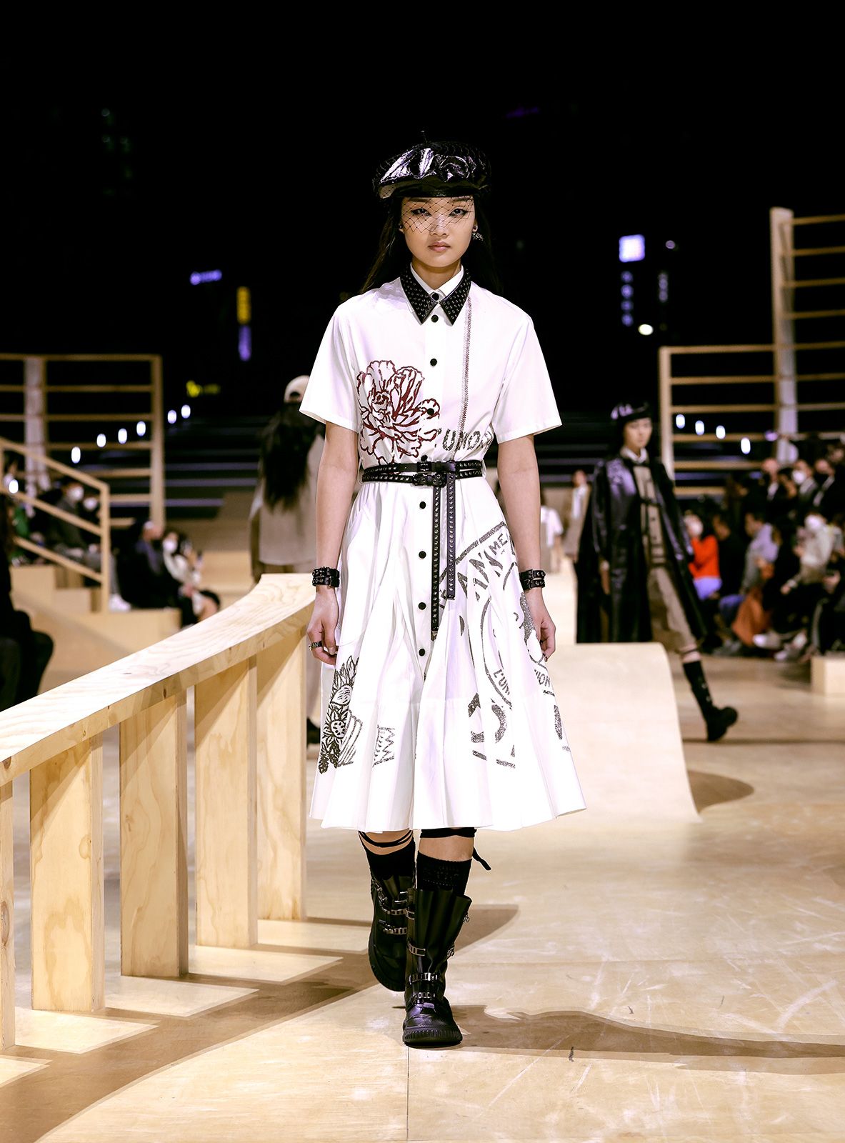 Dior Fall 2022 Show Metalmagazine 11.jpg