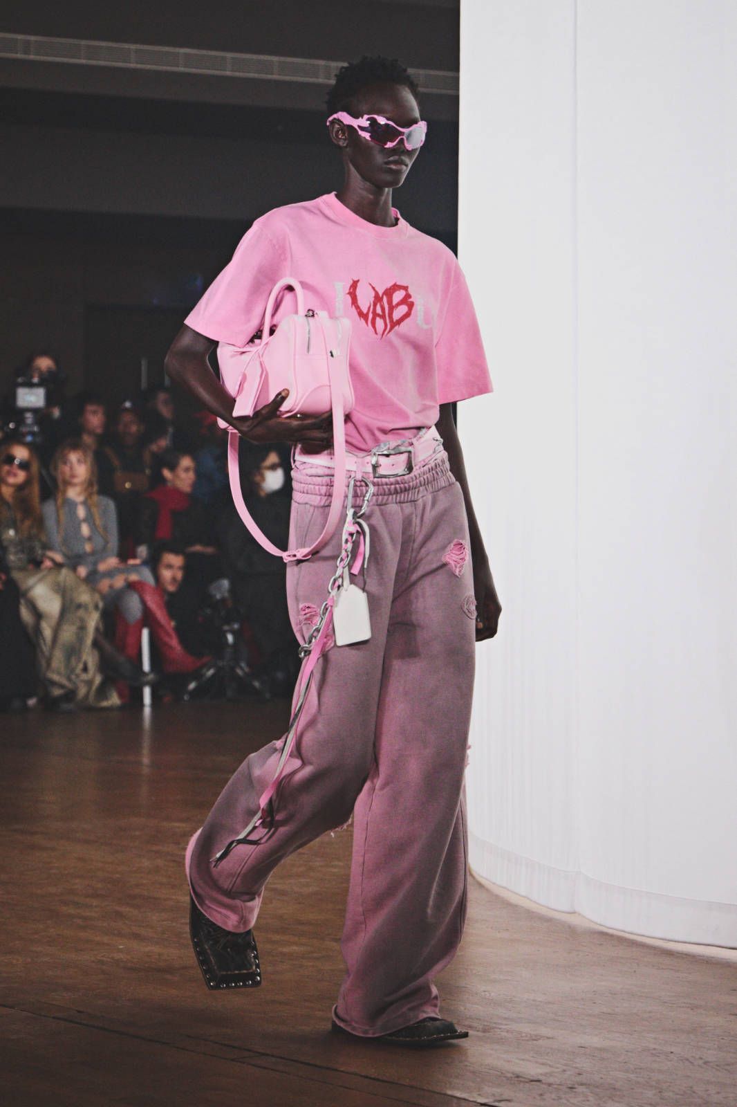 Camperlab_fw26_runway_press_look_13.jpg